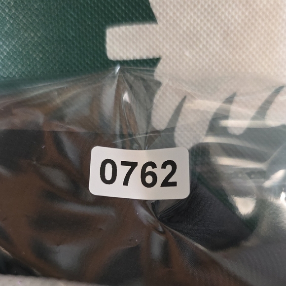 Nike Men's Black Windbreaker with White Accents - Picture 12 of 12